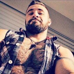 mrteenbear:  🙊🙈 by @niks_shape_up http://ift.tt/1DKHeTY