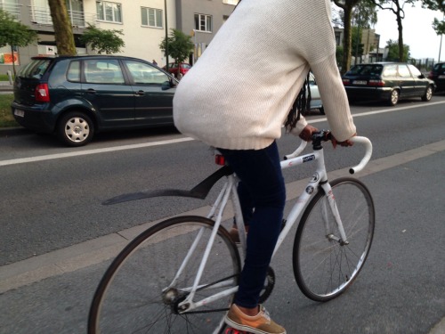 musicyclist:  3days before the due date, still rocking it !!!