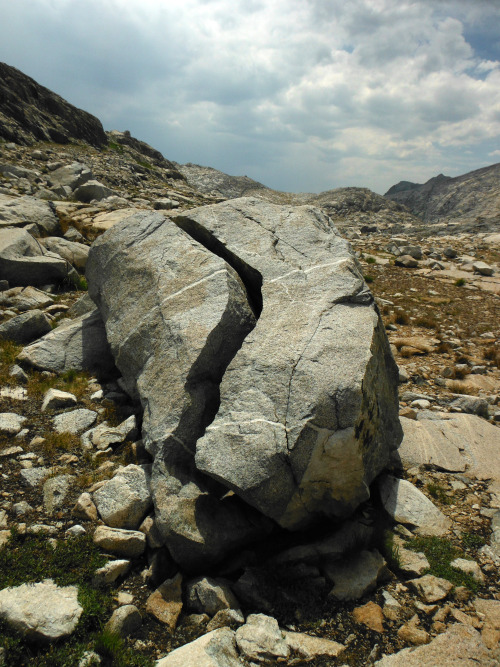 Frost riven granite boulder, Western Pinnacles Lakes Basin, John Muir Wilderness, Sierra Nevada Moun