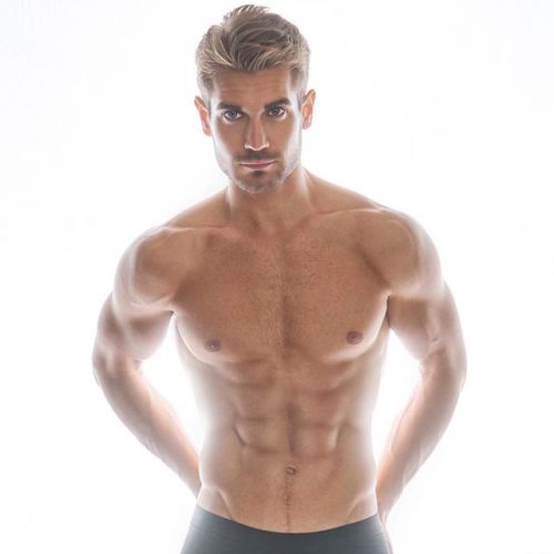 Simply Hot Guys