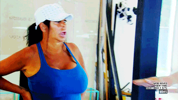 dilaurexa:  when you help your mom with the groceries and she says there’s still