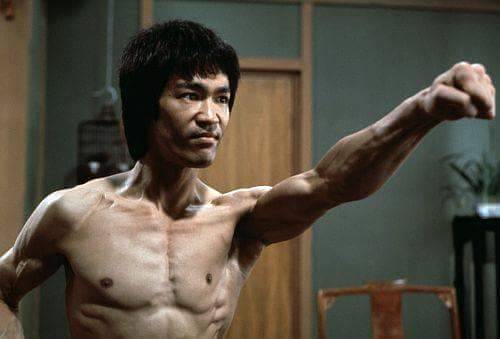 kungfu-online-center:  Bruce Lee, forever! 