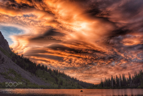 jjordan7: Sunset at Twin Lakes Mammoth by MikeYoung24