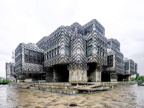 evilbuildingsblog:  National Library of Kosovo