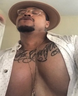 jaydev101:  It’s nice out so my tits out