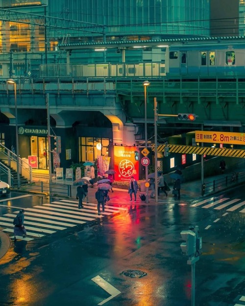 Matrix vibe around Akihabara StationTag someone you would want to take here.♥️Most of my photos are 