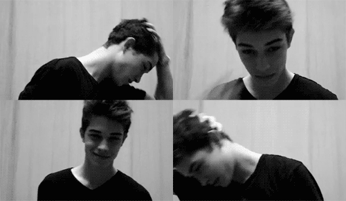 fantasymix:  Francisco Lachowski  