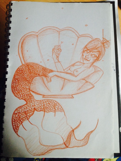 octo-babe:  A wee mermaid bab I sketched in class B)