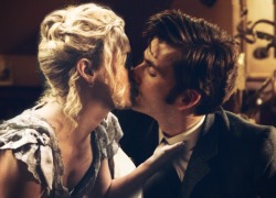 badwolf-blonde: Billie and a David staring in Human Nature/Family of Blood, as the Doctor and Rose Tyler.   (Pictures manipulated by me) 
