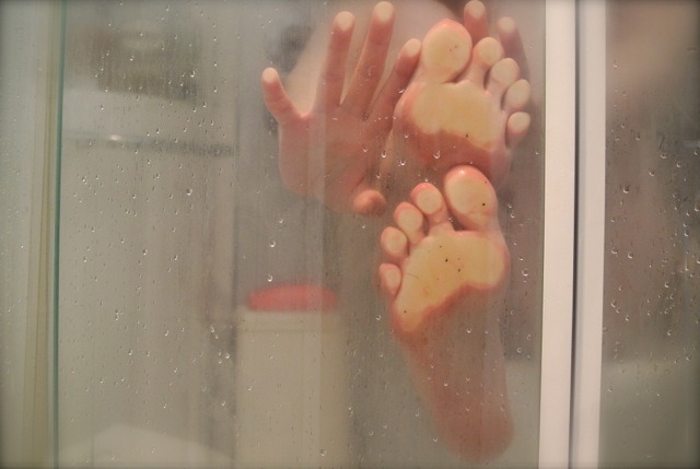 linkasfeet:  Request for showing my wet feet against a shower door :) - Linka