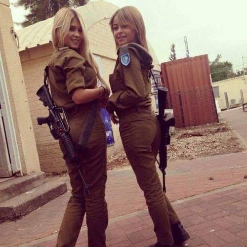shiny-kit-syndrome:  IDF girls   I can personally attest that many of them are smoking hot like these girls
