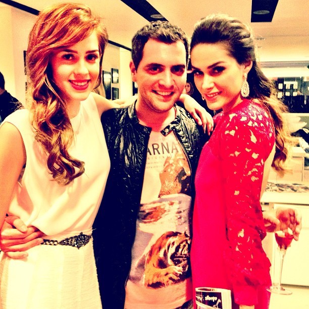 passoscalmossomic:  Aguardem essa dupla em #AmorAVida!! - @felipecarauta 