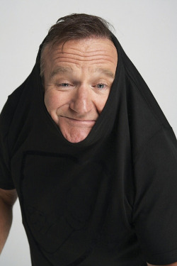 storyofagayboy:  &ldquo;You’re only given a little spark of madness, you mustn’t lose it&rdquo; -Robin Williams
