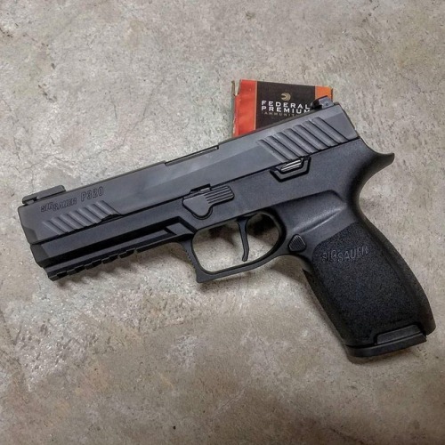 gun-gallery:Sig Sauer P320 - 9x19mm