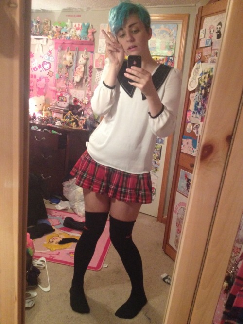 mahouprince:school girl outfits are my weakness porn pictures