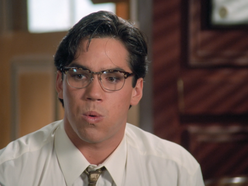 S1E03: Strange Visitor (post 1 of 2)Lois & Clark: The New Adventures of Superman in High Definit