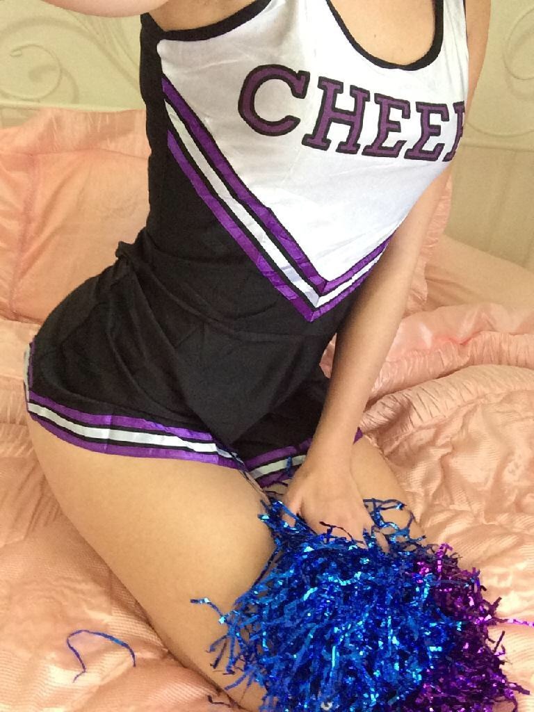 ecchiboo:  i miss being cute, remember these outfits?! ^_^