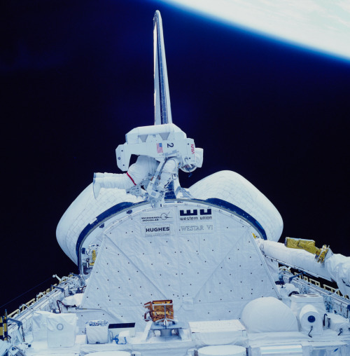 Bruce McCandless goes aloft from the Shuttle Pallet Satellite (SPAS) during an STS-41B EVA. &nb