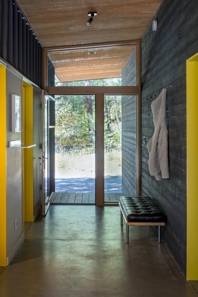 prefabnsmallhomes:  Chechaquo Lot 6 Cabin, Winthrop, Washington by Prentiss + Balance + Wickline Architects | 📷 Erik Johnson  @empoweredinnocence 