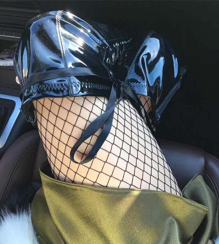 infamy001:  https://instagram.com/p/BEXAU3gzZ9s/ 