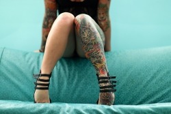 itattoobabes:  girl babe tattooed girl tattoo tattooed girls  Radeo!