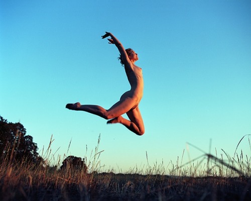 baudyadventurer:  (via absoluterealitystudios.com/artwork/2819999.html) 
