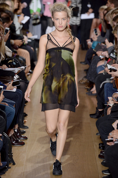 Label:  Giles  Fashion Show:  Spring/Summer 2014 in London  Models: Binx Walton, Julia Nobis, Georgi