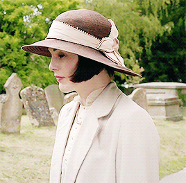 happymathilda:Isobel and Lady Mary | Downton Abbey 6x08