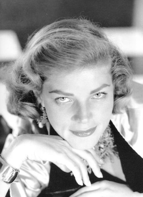  Lauren Bacall, 1950s. 