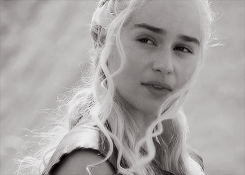 got-source: make me choose: daenerys or sansa