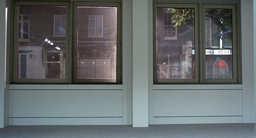 Cinema without people: Naked (1993, Mike Leigh, dir.)