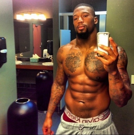ray-coleton:  Ray Edwards …dude is damn fine!