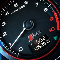 fourtitude:  #Audi #R8 #R8V10plus #tachometer #wantanr8