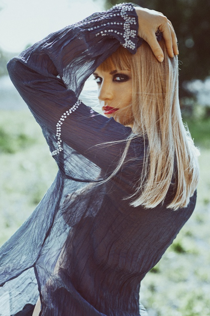 Beauty is in the Eye of the Beholder &amp; She&rsquo;s so Transparently Beautiful