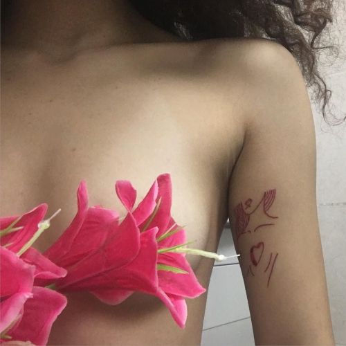 fannylikes:  “Bored 🐰😒” by @_miragal on Instagram http://ift.tt/1UdpB5N
