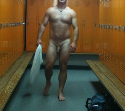 insidethelockerroom:  This is how you walk to the showers.