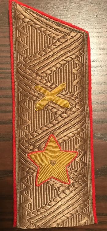 collector86: Just added this great set of authentic Soviet shoulderboards today! Here you can see su