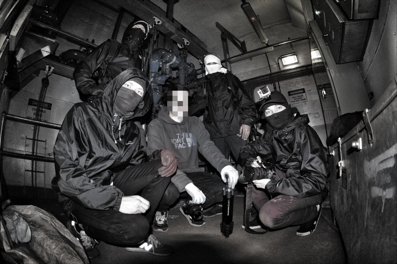 skrezy:  TR | Exploring Beneath 