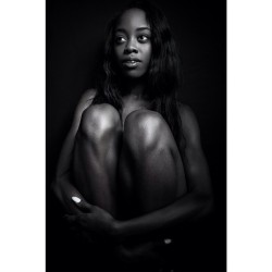 Naturalobs3Ssion:  Focusedmindphotography™ - “My Own Skin” Photo Shoot Series