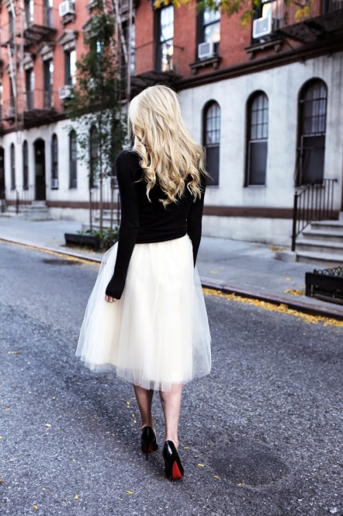 justthedesign: We don’t care, the tutu skirt is still cute and sexy Blair Eadie in a