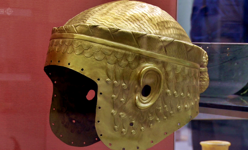 Ancient Worlds - BBC Two Episode 1 “Come Together”The gold helmet of Meskalamdug (c. 2400 BC)The hel