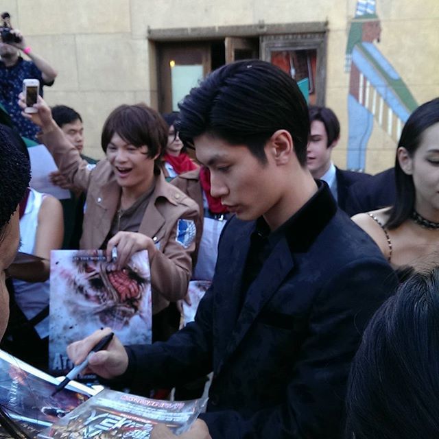 Director Higuchi Shinji, Miura Haruma (Eren), and Mizuhara Kiko (Mikasa) at the world