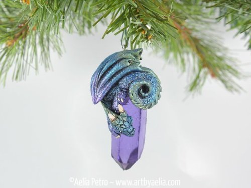 sosuperawesome:Dragon OrnamentsAelia Petro on EtsySee our #Etsy or #Dragon tags