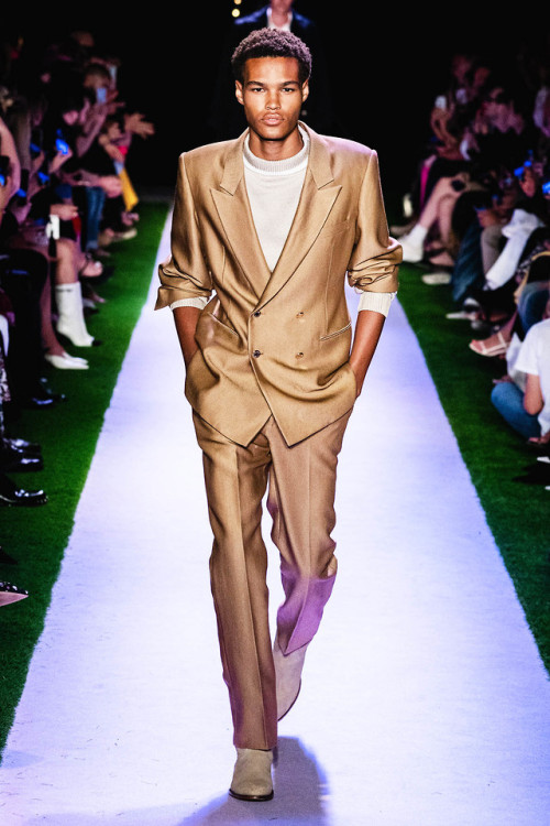 Spring/Summer 2020 Brandon MaxwellPhotos: Alessandro Lucioni / Gorunway.com via Vogue