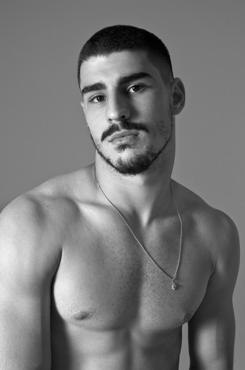 christos:Gabriel Mendes by Cristiano Madureira – Made In Brazil