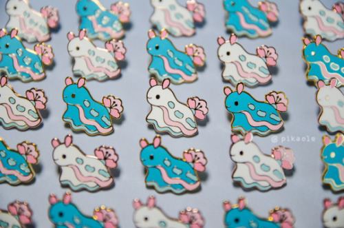 pikaole:Cherry blossom sea slug pinfor Patreon rewards