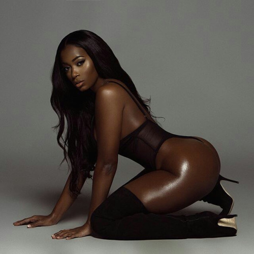 wetblackpussies:  Source &amp; more ebony here