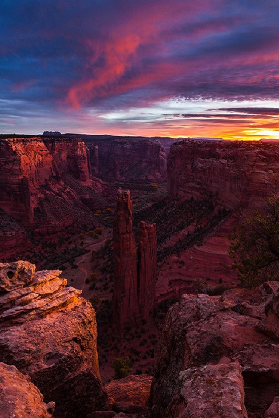 sublim-ature:  Spider Rock, ArizonaPhillip Noll 