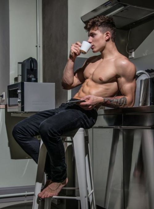 peterc5457: #PictureOfTheDay Coffee series. Guy I would love to wake up with.