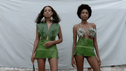 voulair:  solange - cranes in the sky 